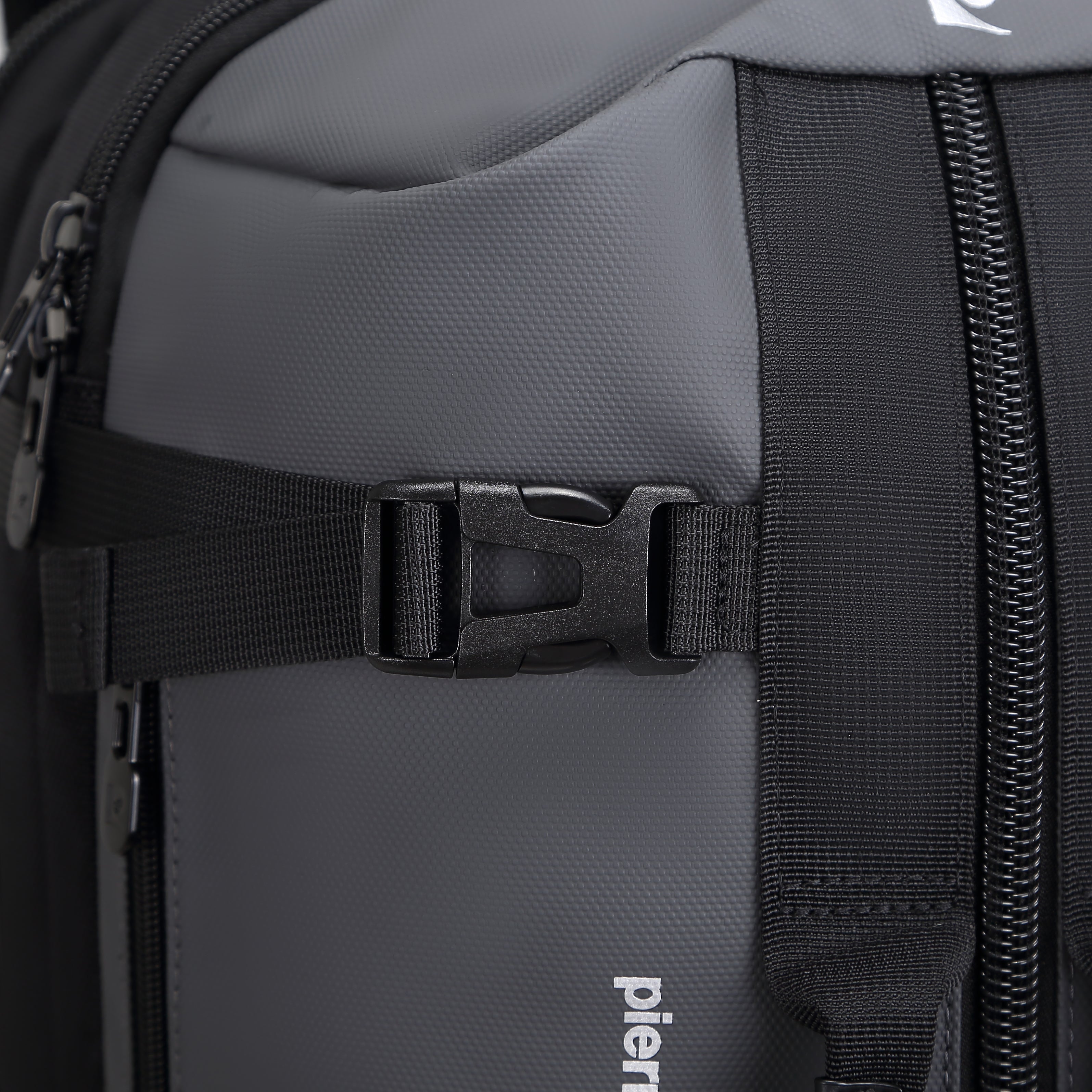 Colmar laptop backpack