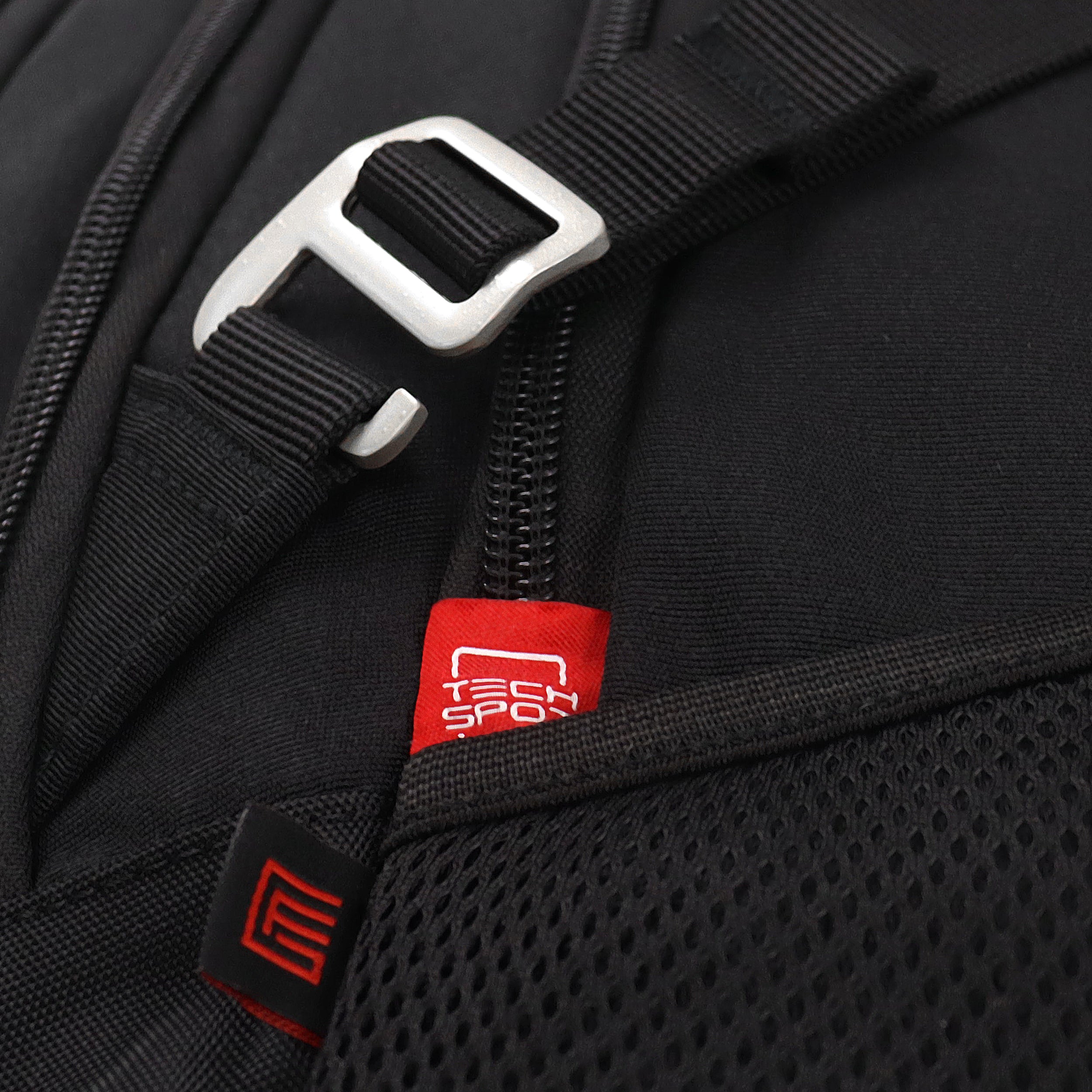 GFB602 Magra 16" laptop backpack