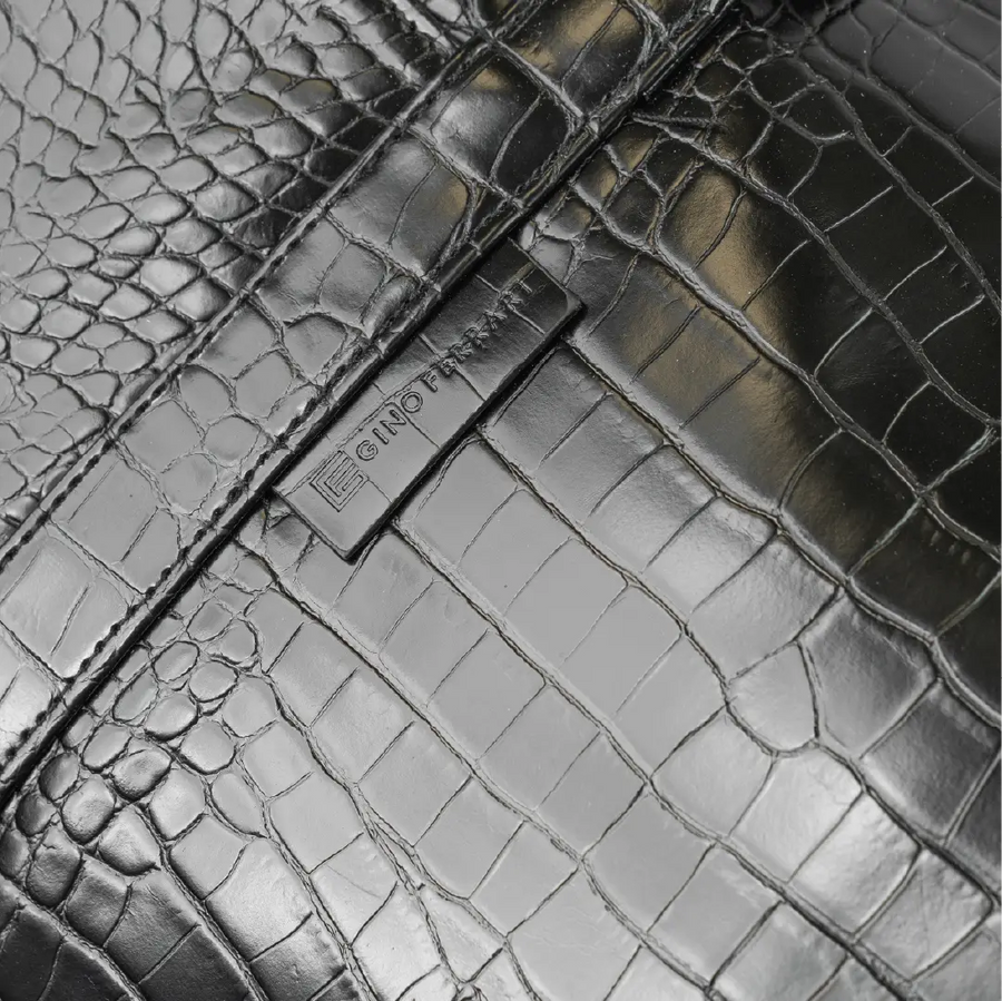 Luxury Croc-Embossed Finish