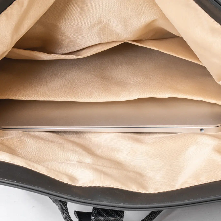 Laptop Compartment